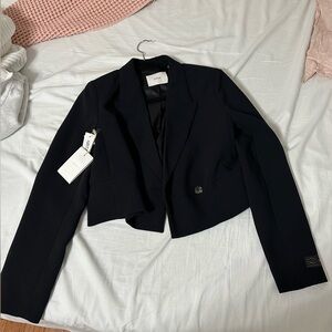 Wilfred
Destiny Waist Blazer